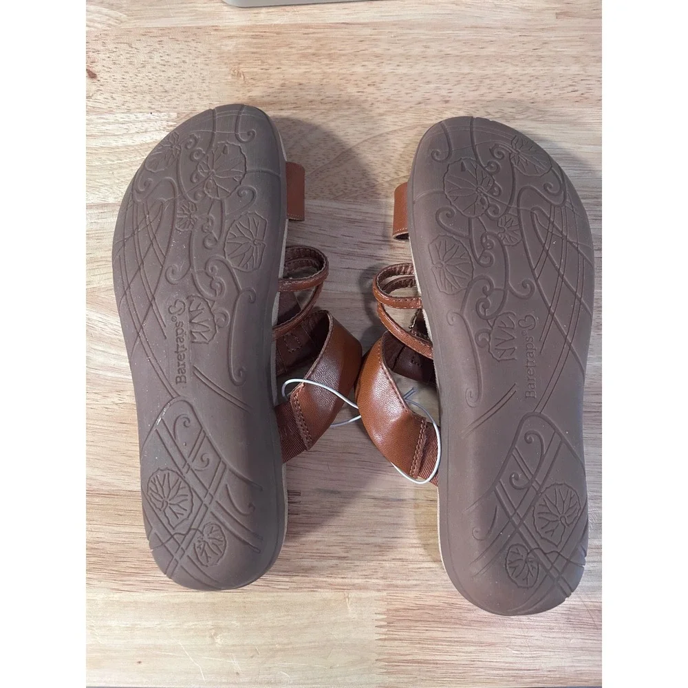 Baretraps Jaysie Sandals Womens 7.5 W Brown Gold Hardware Strappy‎ Wedge Slides